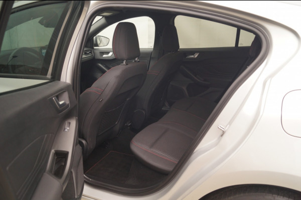 Ford Focus 1.5 EcoBoost 181pk ST Line Business -NAVI-ECC-PDC-