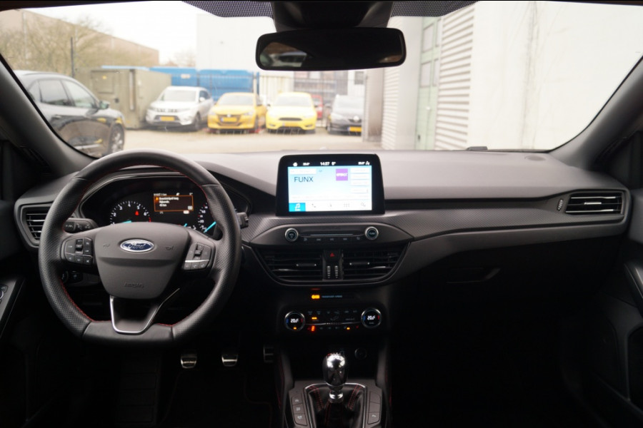Ford Focus 1.5 EcoBoost 181pk ST Line Business -NAVI-ECC-PDC-