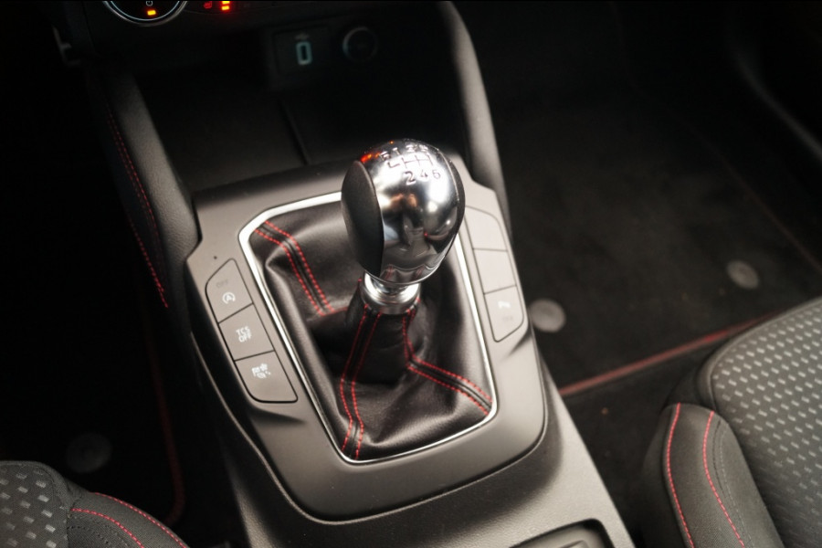 Ford Focus 1.5 EcoBoost 181pk ST Line Business -NAVI-ECC-PDC-