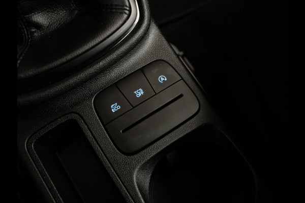 Ford Fiesta 1.1 Sport (APPLE CARPLAY,NAVI,CRUISE,LED,BLACK&WHITE EDITION,ELEKTRISCH PAKKET,SPORTSTOELEN,NETTE STAAT)