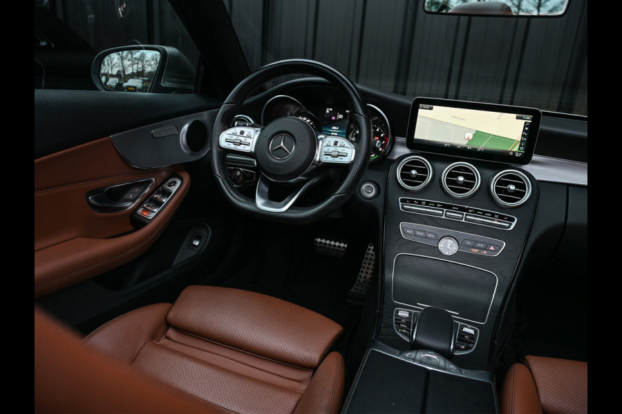 Mercedes-Benz C-Klasse Cabrio 200 Advantage Pack · AMG Line · Sportstoelen · Stoelverwarming · Nekverwarming · Camera · Trekhaak