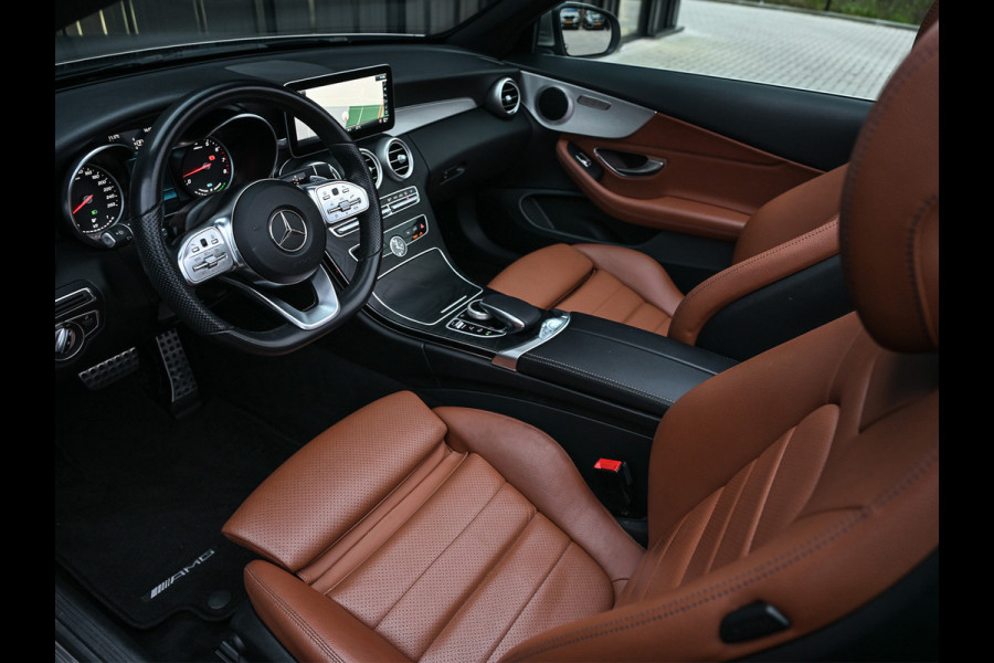 Mercedes-Benz C-Klasse Cabrio 200 Advantage Pack · AMG Line · Sportstoelen · Stoelverwarming · Nekverwarming · Camera · Trekhaak