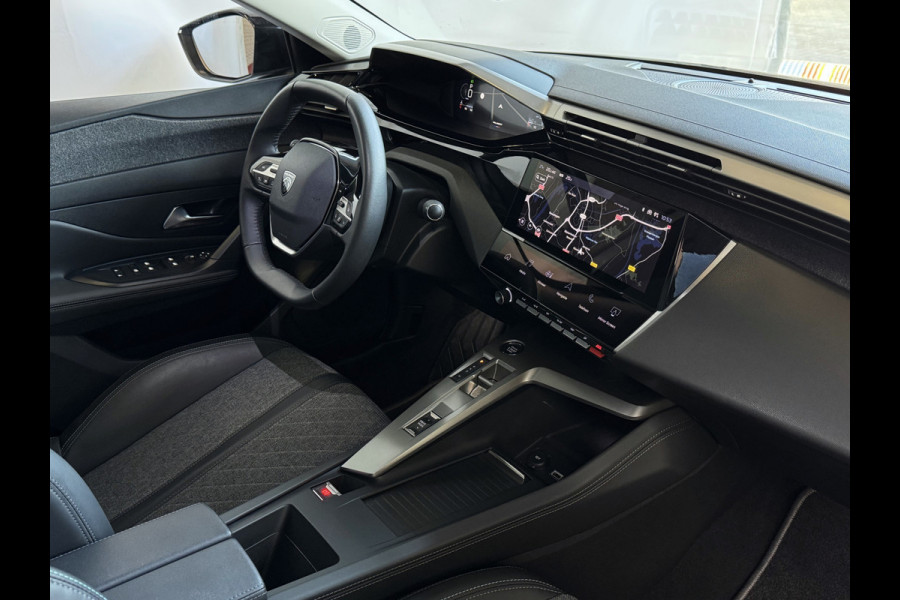 Peugeot 408 ALLURE 130 PK COMFORT XL.NAVI 180. CAMERA LED HALF LEER