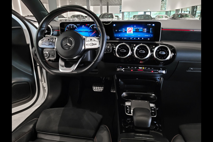 Mercedes-Benz A-Klasse 180 d AMG Night|Panorama|Widescreen|LED|MBUX Aut7