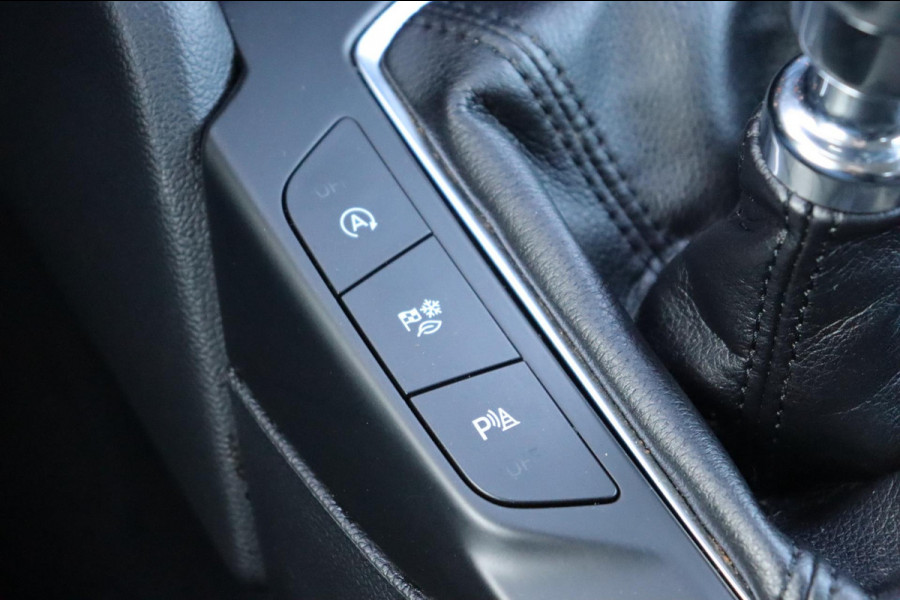 Ford FOCUS Wagon 1.0 EcoBoost Hybrid Connected org.NL trekhaak