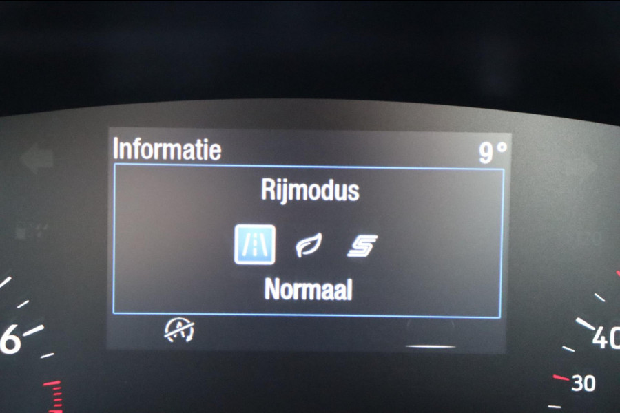 Ford FOCUS Wagon 1.0 EcoBoost Hybrid Connected org.NL trekhaak