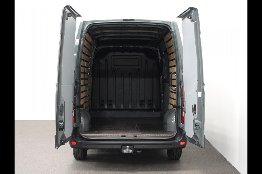 Renault Master T35 150PK L2H2 Energy Work Edition Automaat Airco Cruise Camera Navi Parkeersensoren Trekhaak