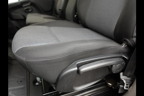 Renault Master T35 150PK L2H2 Energy Work Edition Automaat Airco Cruise Camera Navi Parkeersensoren Trekhaak