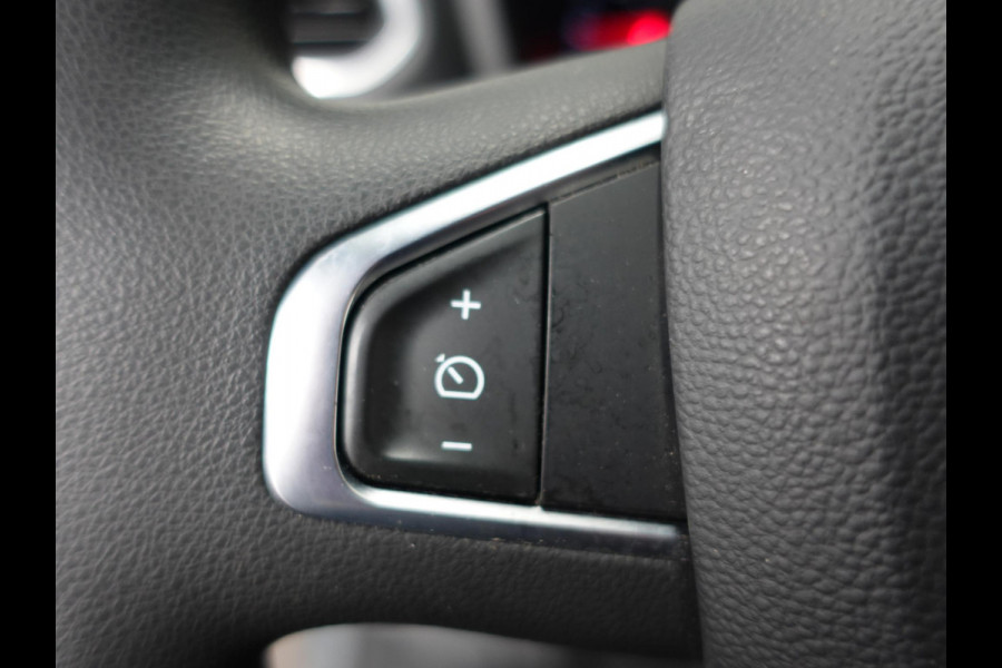 Renault Master T35 150PK L2H2 Energy Work Edition Automaat Airco Cruise Camera Navi Parkeersensoren Trekhaak