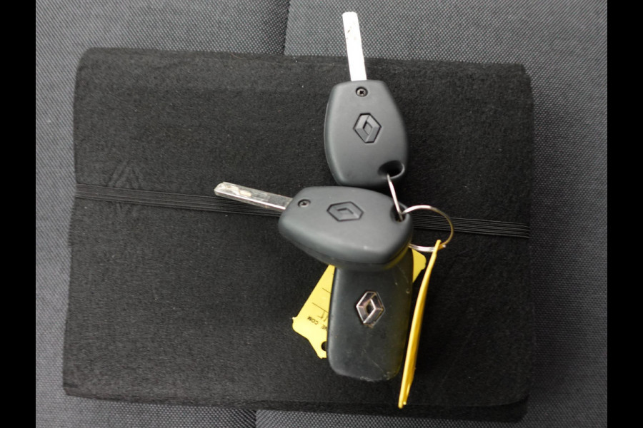 Renault Master T35 150PK L2H2 Energy Work Edition Automaat Airco Cruise Camera Navi Parkeersensoren Trekhaak