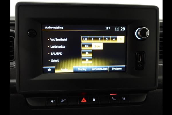 Renault Master T35 150PK L2H2 Energy Work Edition Automaat Airco Cruise Camera Navi Parkeersensoren Trekhaak