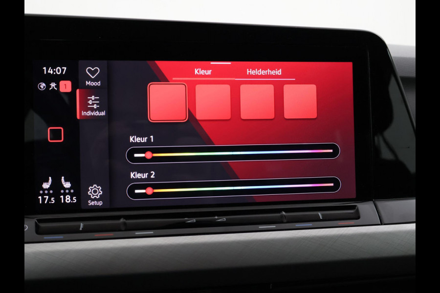 Volkswagen Golf 1.0 eTSI DSG + VIRTUAL COCKPIT | SFEERVERLICHTING | STUURVERW. / STOELVERW. | CAMERA | ADAPTIVE CRUISE CONTROL