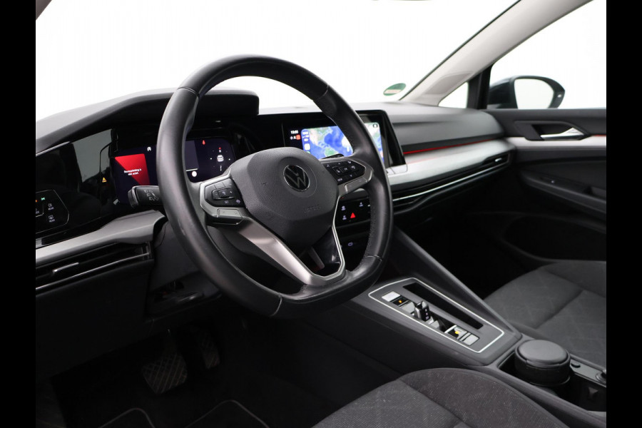 Volkswagen Golf 1.0 eTSI DSG + VIRTUAL COCKPIT | SFEERVERLICHTING | STUURVERW. / STOELVERW. | CAMERA | ADAPTIVE CRUISE CONTROL