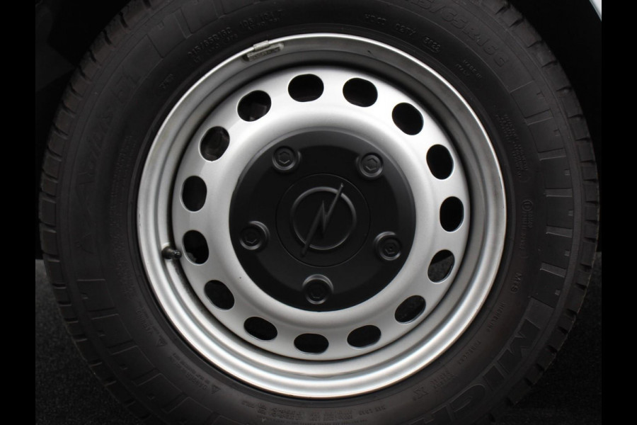 Opel Vivaro 2.0 CDTI L2H1 Edition 3-zits Automaat  Navigatie Airco Bluetooth Trekhaak Parkeer sensoren