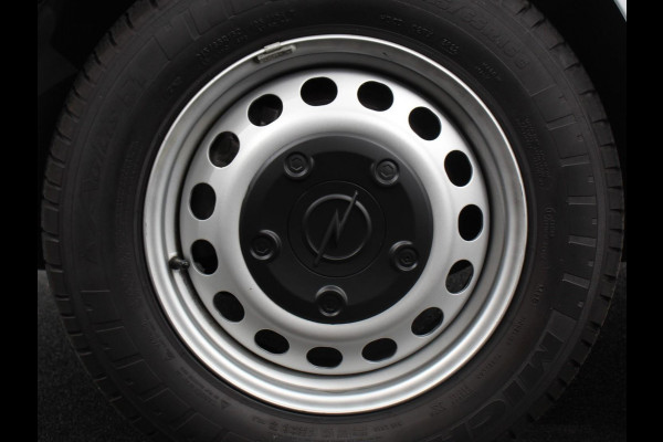 Opel Vivaro 2.0 CDTI L2H1 Edition 3-zits Automaat  Navigatie Airco Bluetooth Trekhaak Parkeer sensoren