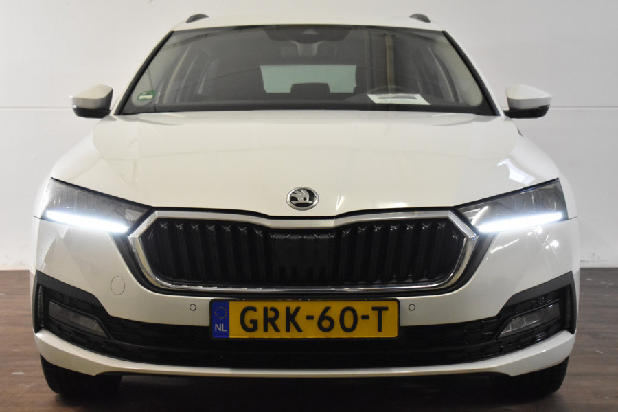 Škoda Octavia Combi TSI iV PHEV 204PK DSG HYBRID BUSINESS NAVI/CARPLAY/PDC