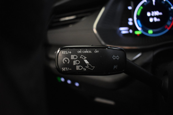 Škoda Octavia Combi TSI iV PHEV 204PK DSG HYBRID BUSINESS NAVI/CARPLAY/PDC