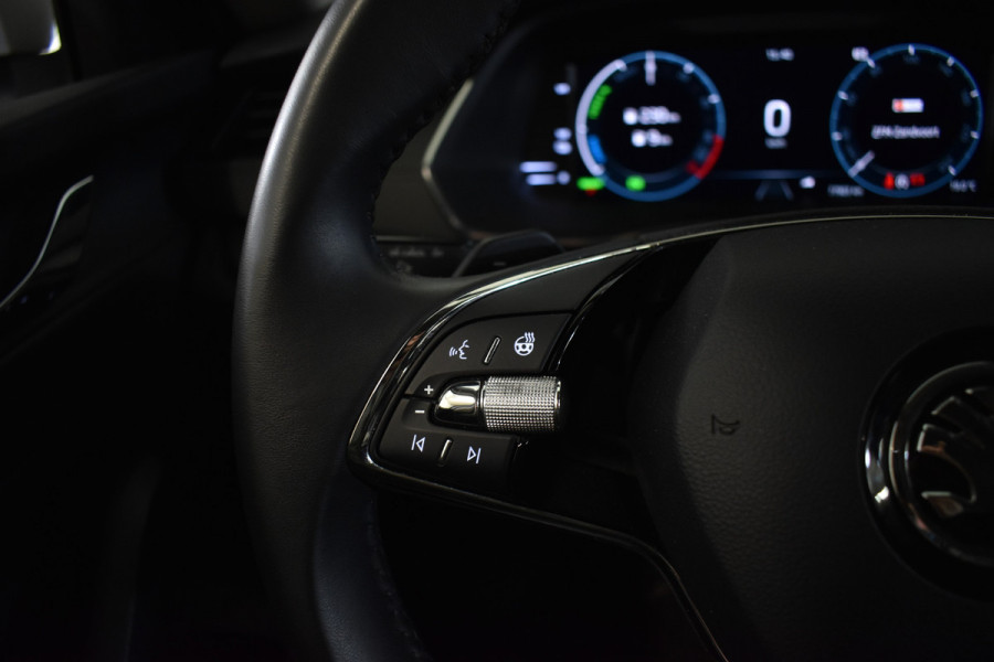 Škoda Octavia Combi TSI iV PHEV 204PK DSG HYBRID BUSINESS NAVI/CARPLAY/PDC