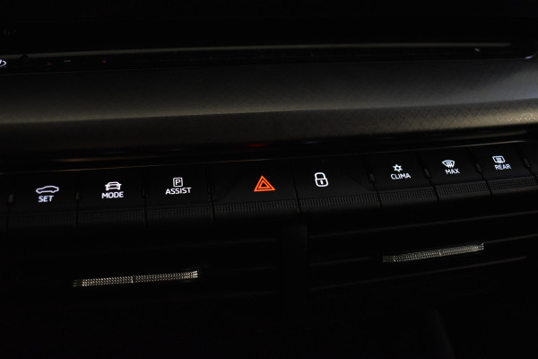 Škoda Octavia Combi TSI iV PHEV 204PK DSG HYBRID BUSINESS NAVI/CARPLAY/PDC