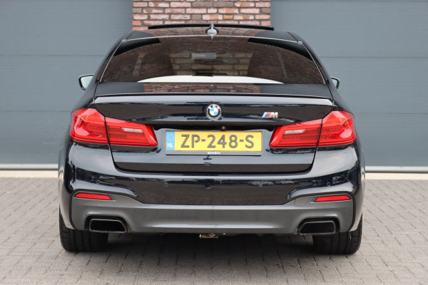 BMW 5 Serie M550d xDrive High Executive | Schuifdak | Bowers&Wilkins | ACC | Trekhaak | Entertainment Achter | Parfumering | Stoelventilatie | HUD | Massage | Standverwarming | Zonnerollo's | Display Key | Aerodynamicapakket |