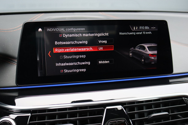 BMW 5 Serie M550d xDrive High Executive | Schuifdak | Bowers&Wilkins | ACC | Trekhaak | Entertainment Achter | Parfumering | Stoelventilatie | HUD | Massage | Standverwarming | Zonnerollo's | Display Key | Aerodynamicapakket |