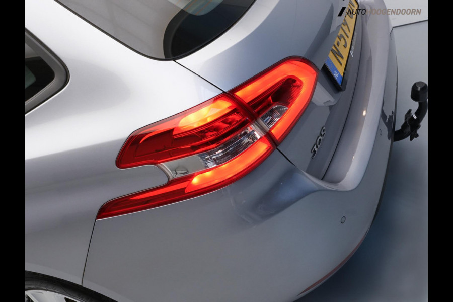 Peugeot 308 SW 1.2 PureTech Blue Lease Active Deluxe (TREKHAAK,APPLE CARPLAY,PARKEERSENSOREN,CRUISE,CLIMATE,TOPCONDITIE)