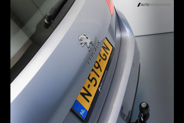 Peugeot 308 SW 1.2 PureTech Blue Lease Active Deluxe (TREKHAAK,APPLE CARPLAY,PARKEERSENSOREN,CRUISE,CLIMATE,TOPCONDITIE)