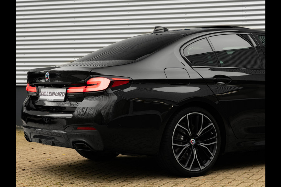 BMW 5 Serie 530e M-Sport - Individual ''Crystal Casserit Black'' - Dak - Head-Up