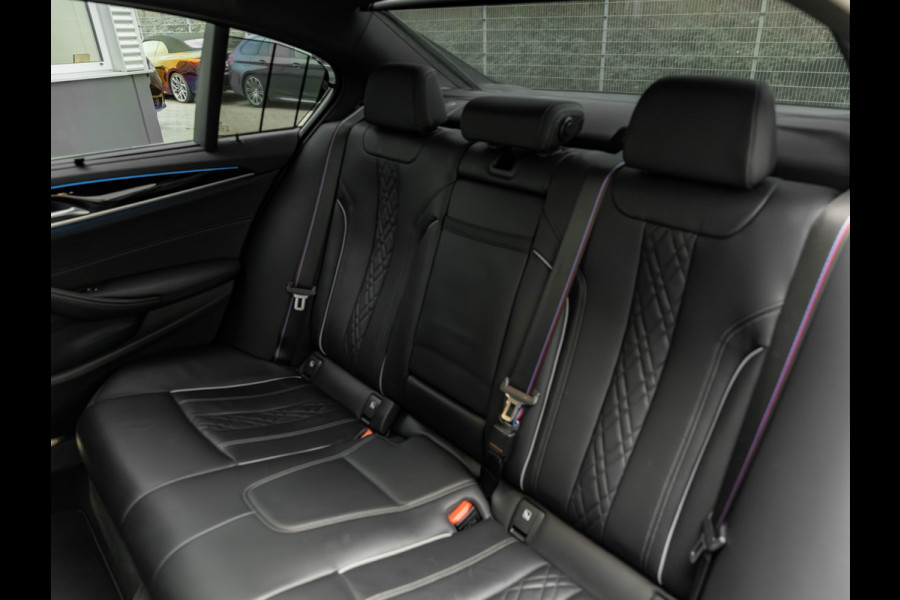 BMW 5 Serie 530e M-Sport - Individual ''Crystal Casserit Black'' - Dak - Head-Up
