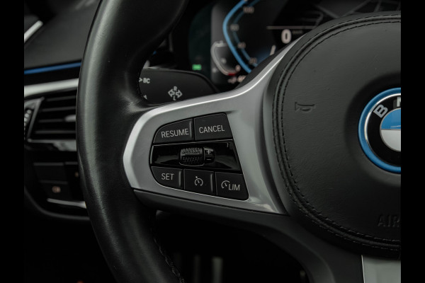 BMW 5 Serie 530e M-Sport - Individual ''Crystal Casserit Black'' - Dak - Head-Up