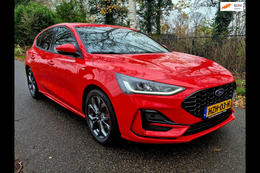 Ford Focus 1.0 EcoBoost Hybrid ST Line . Camera . Navigatie