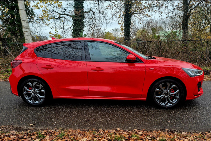Ford Focus 1.0 EcoBoost Hybrid ST Line . Camera . Navigatie