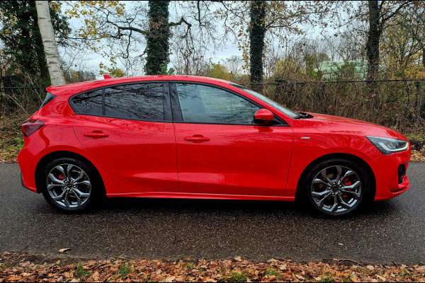 Ford Focus 1.0 EcoBoost Hybrid ST Line . Camera . Navigatie