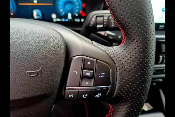 Ford Focus 1.0 EcoBoost Hybrid ST Line . Camera . Navigatie