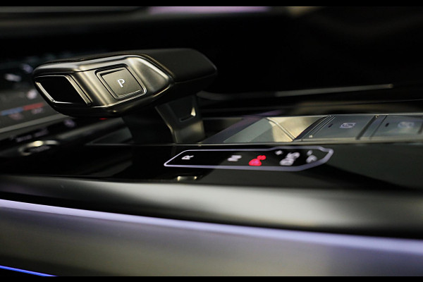 Audi Q7 55 TFSI e Quattro SQ7 Look / Head Up / RS Zetels / Leder / Memory / Acc / F1 / Lane Assist / Massage / Open Pano / 23 Inch