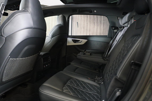 Audi Q7 55 TFSI e Quattro SQ7 Look / Head Up / RS Zetels / Leder / Memory / Acc / F1 / Lane Assist / Massage / Open Pano / 23 Inch