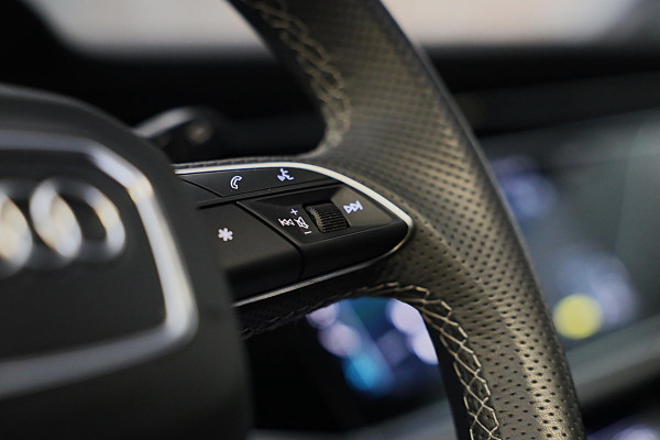 Audi Q7 55 TFSI e Quattro SQ7 Look / Head Up / RS Zetels / Leder / Memory / Acc / F1 / Lane Assist / Massage / Open Pano / 23 Inch