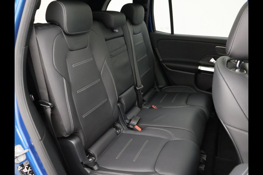 Mercedes-Benz EQB 350 4MATIC 292 PK 7-PERS. AMG LINE 67 kWh + LEDER | 360 CAMERA | PANORAMA | SFEERVERLICHTING