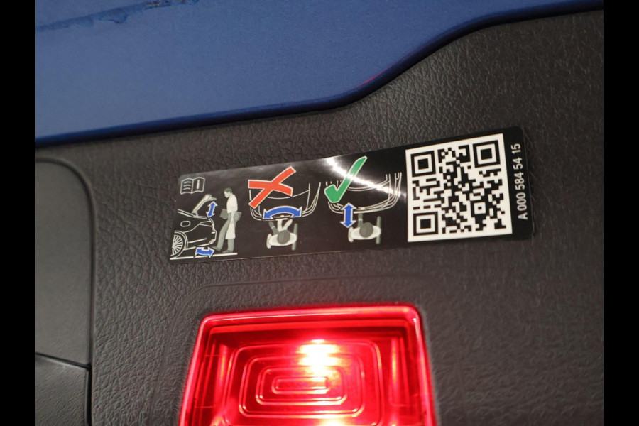 Mercedes-Benz EQB 350 4MATIC 292 PK 7-PERS. AMG LINE 67 kWh + LEDER | 360 CAMERA | PANORAMA | SFEERVERLICHTING