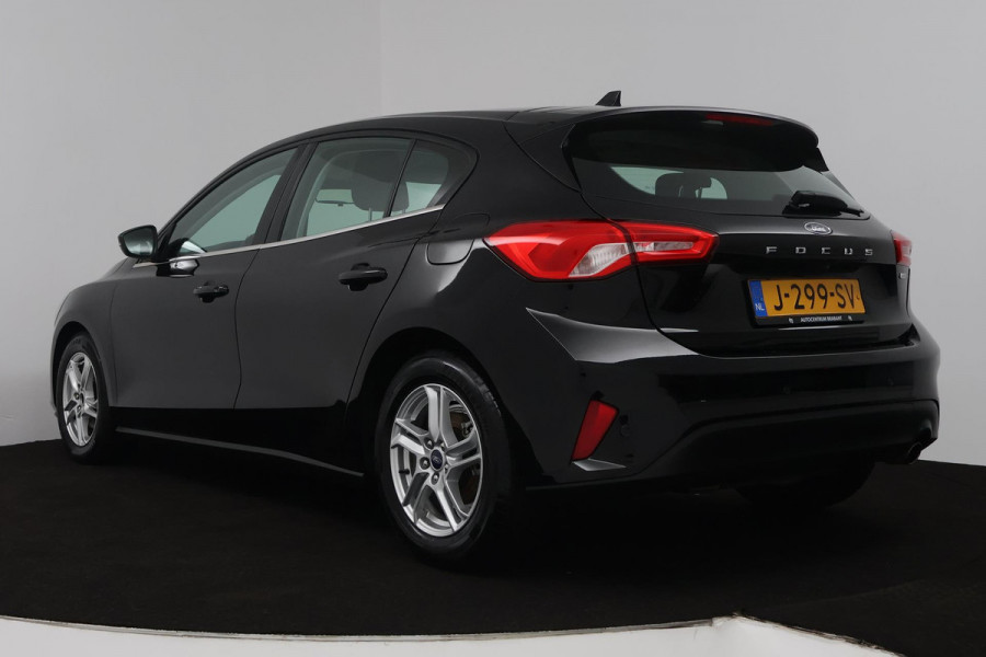 Ford Focus 1.0 EcoBoost Hybrid Edition Business (NAVIGATIE, CAMERA, PARKEERSENSOREN, 1e EIGENAAR, GOED ONDERHOUDEN)