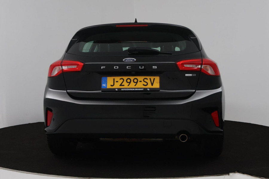 Ford Focus 1.0 EcoBoost Hybrid Edition Business (NAVIGATIE, CAMERA, PARKEERSENSOREN, 1e EIGENAAR, GOED ONDERHOUDEN)