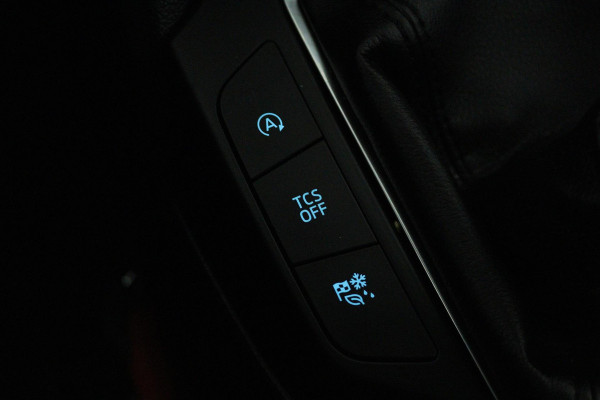 Ford Focus 1.0 EcoBoost Hybrid Edition Business (NAVIGATIE, CAMERA, PARKEERSENSOREN, 1e EIGENAAR, GOED ONDERHOUDEN)