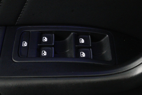 Seat Ateca 1.5 TSI FR Business Intense (PANORAMADAK, STOELVERWARMING, LED, CAMERA, 1e EIGENAAR, GOED ONDERHOUDEN)