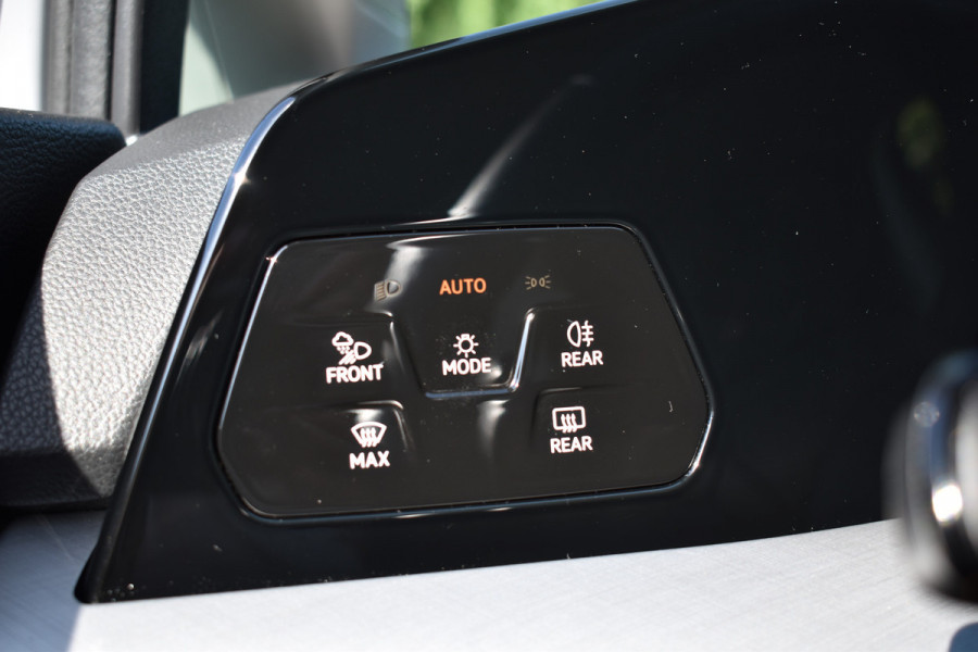 Volkswagen Golf Variant NEW 1.5 TSI LIFE VIRTUAL/PDC/CARPLAY