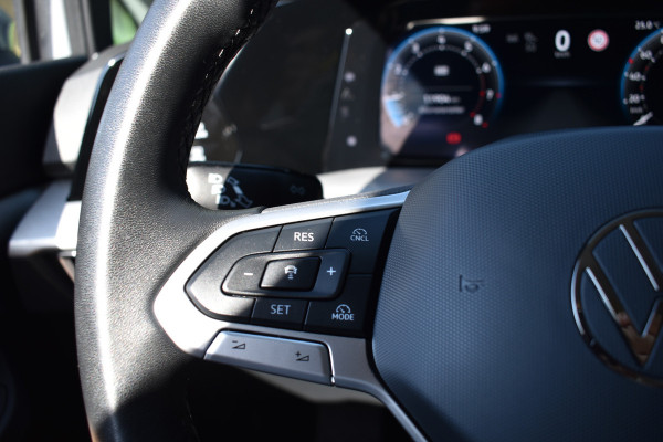 Volkswagen Golf Variant NEW 1.5 TSI LIFE VIRTUAL/PDC/CARPLAY