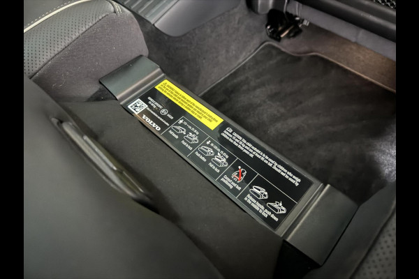 Volvo V90 2.0 T6 Plug-in hybrid AWD Ultra Dark Pano H/K 360 ACC Trekh.