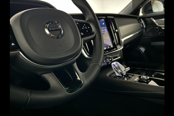 Volvo V90 2.0 T6 Plug-in hybrid AWD Ultra Dark Pano H/K 360 ACC Trekh.