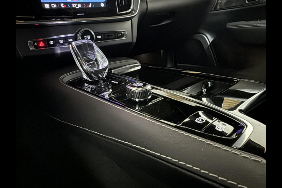 Volvo V90 2.0 T6 Plug-in hybrid AWD Ultra Dark Pano H/K 360 ACC Trekh.