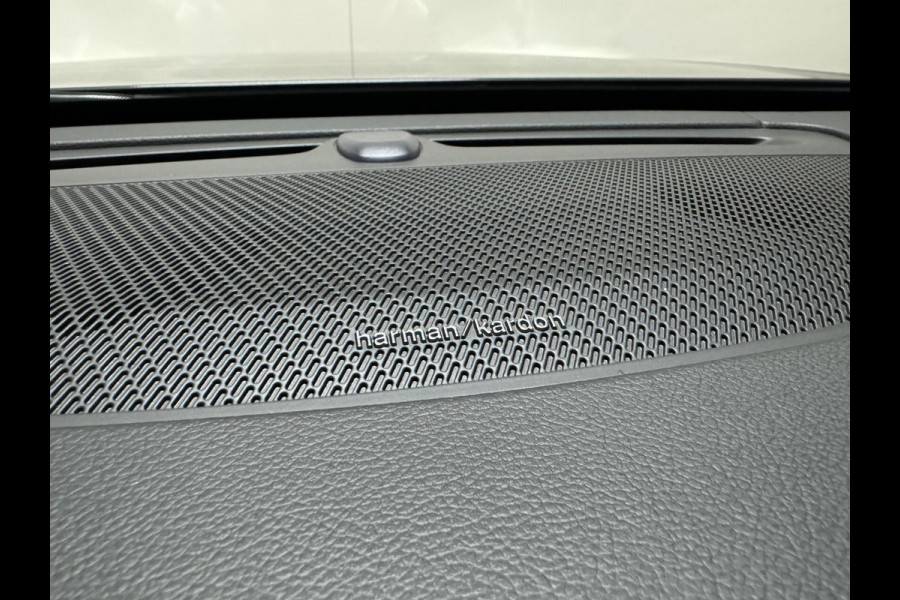 Volvo V90 2.0 T6 Plug-in hybrid AWD Ultra Dark Pano H/K 360 ACC Trekh.