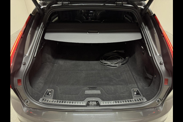 Volvo V90 2.0 T6 Plug-in hybrid AWD Ultra Dark Pano H/K 360 ACC Trekh.